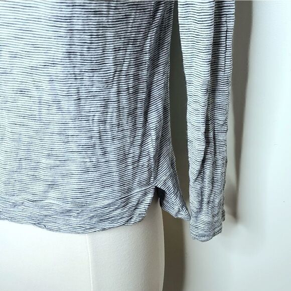 Madewell | Black and White Static Striped Top - Picture 2 of 4